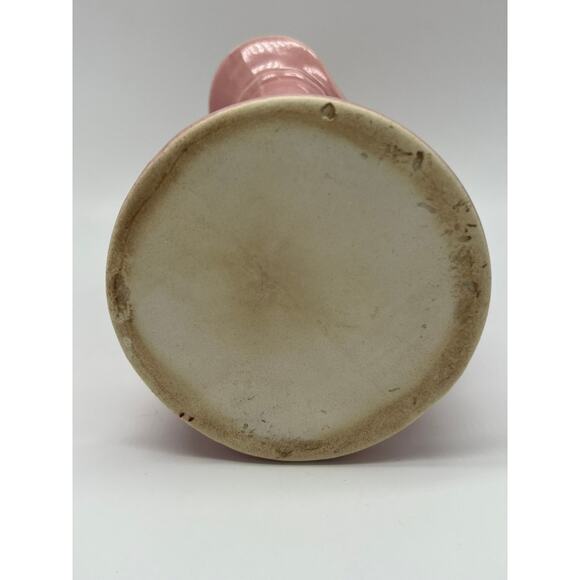 Vintage Baby Pink Sweethearts Girl Boy Figures Hugging Pottery Vase 8" Tall - Picture 7 of 7